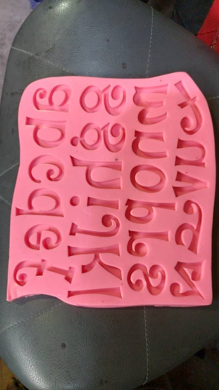 قالب سیلیکونی حروف کد 5148 تصویر قالب سیلیکونی حروف کد 5148