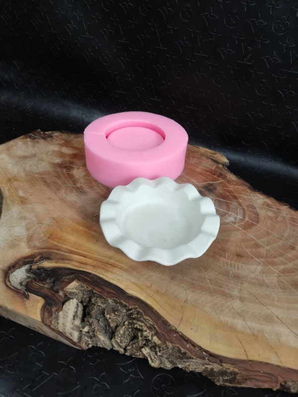 قالب سیلیکونی جای سیگاری کد 5345 تصویر قالب سیلیکونی جای سیگاری کد 5345