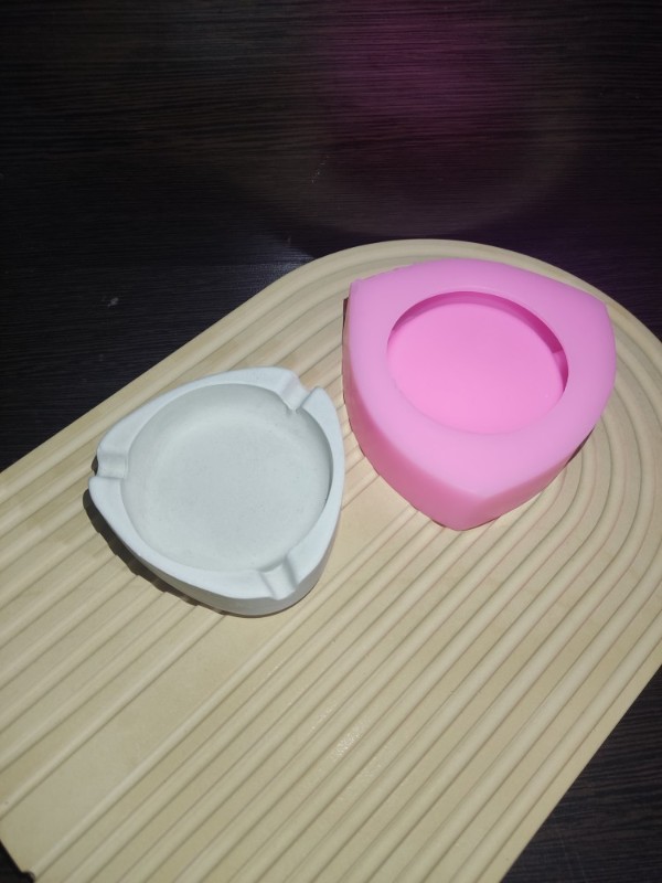 قالب سیلیکونی جاسیگاری کد 5019 تصویر قالب سیلیکونی جاسیگاری کد 5019