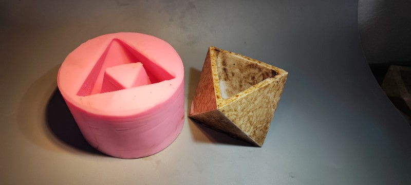 قالب سیلیکونی گلدان چند ظلعی کد 5409 - سیلیکونی قالب سیلیکونی گلدان چند ظلعی کد 5409 - سیلیکونی