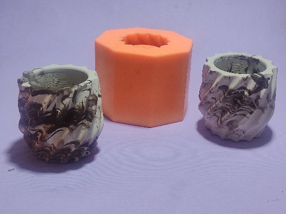 گلدان مارپیچ بزرگ کد۵۰۸۱ - سیلیکونی گلدان مارپیچ بزرگ کد۵۰۸۱ - سیلیکونی