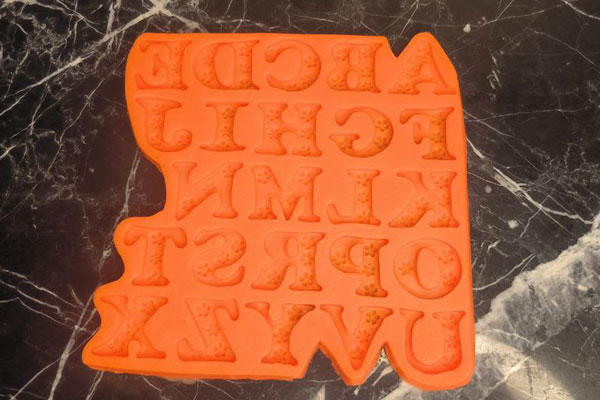 قالب سلیکونی حروف لاتین کد 535۸ - سیلیکونی قالب سلیکونی حروف لاتین کد 535۸ - سیلیکونی