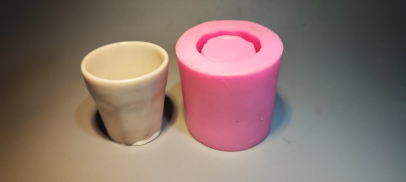 قالبرسیلیکونی گلدان کد 5427 - سیلیکونی قالبرسیلیکونی گلدان کد 5427 - سیلیکونی