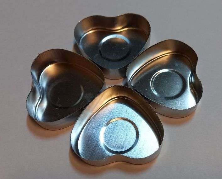 کاپ 50 عددی قلبی فلزی. با فتیله 017 - محصول - تصویر 1 کاپ 50 عددی قلبی فلزی. با فتیله 017 - محصول - تصویر 1