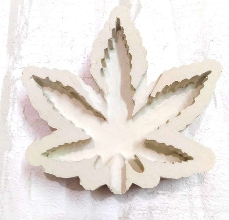 قالب سیلیکونی جای سیگار کد 5379 - سیلیکونی - تصویر 3 قالب سیلیکونی جای سیگار کد 5379 - سیلیکونی - تصویر 3