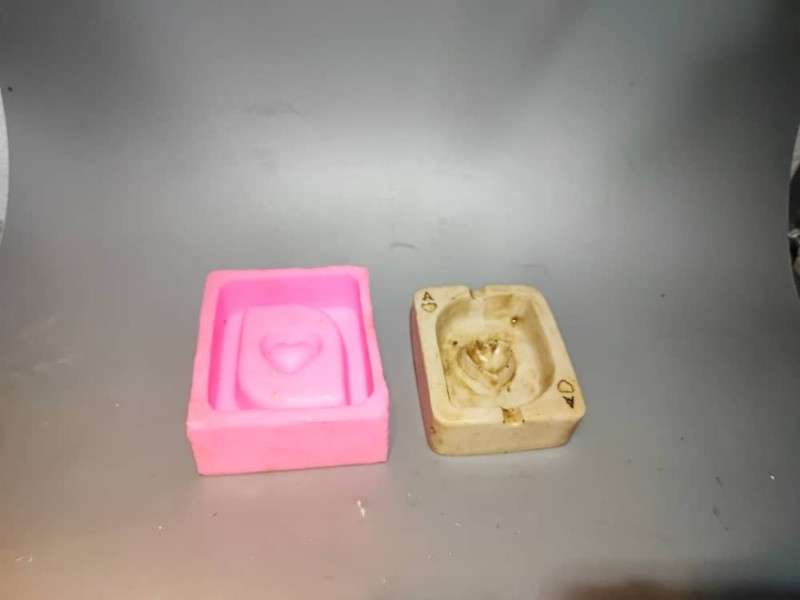 جاسیگاری طرح پیک کد 5413 - سیلیکونی - تصویر 3 جاسیگاری طرح پیک کد 5413 - سیلیکونی - تصویر 3