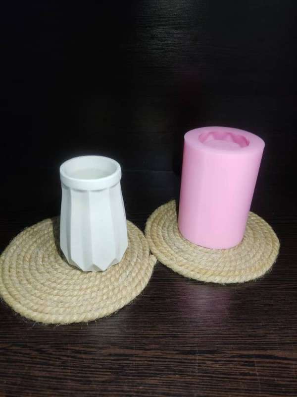 ق س گلدان تزیینی کد 5098 - سیلیکونی - تصویر 1 ق س گلدان تزیینی کد 5098 - سیلیکونی - تصویر 1