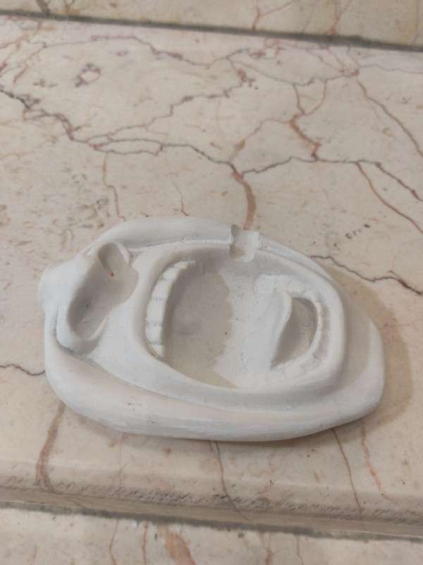 قالب سیلیکونی جاسیگاری طرح دهان کد 5532 - شفاف - تصویر 2 قالب سیلیکونی جاسیگاری طرح دهان کد 5532 - شفاف - تصویر 2