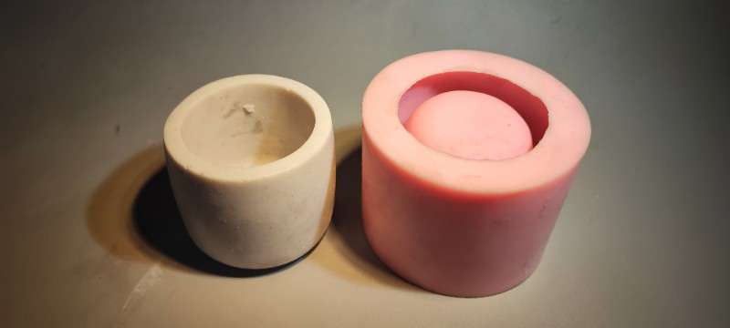 قالب سیلیکونی گلدان ساده کد 5142 - سیلیکونی - تصویر 3 قالب سیلیکونی گلدان ساده کد 5142 - سیلیکونی - تصویر 3