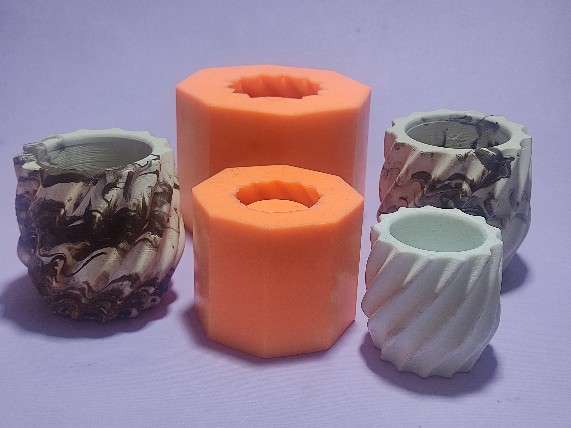 گلدان مارپیچ بزرگ کد۵۰۸۱ - سیلیکونی - تصویر 3 گلدان مارپیچ بزرگ کد۵۰۸۱ - سیلیکونی - تصویر 3